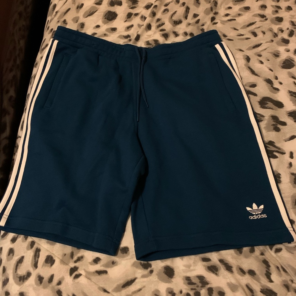 Adidas shorts for men’s, XL, (New) with tags